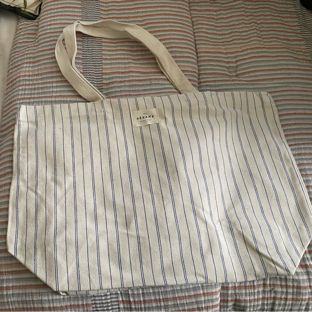 Sezáne Tote Bag